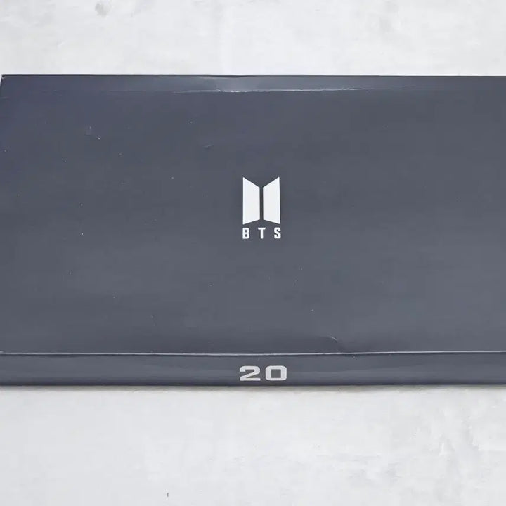 [BUNJANG] BTS 20th Anniversary Commemorative Coin Full Set / 방탄 머치박스 20 단체 기념주화 풀셋