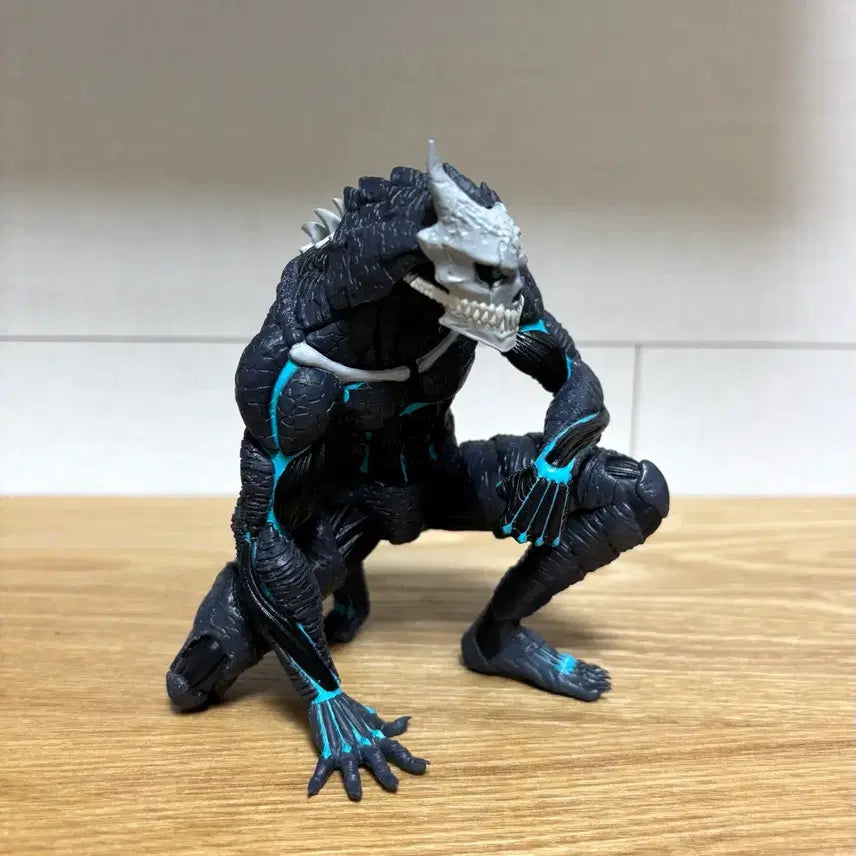 [BUNJANG] Kaiju No. 8 Kafka Noodle Stopper Figure / 후류 괴수 8호 카프카 누들스토퍼