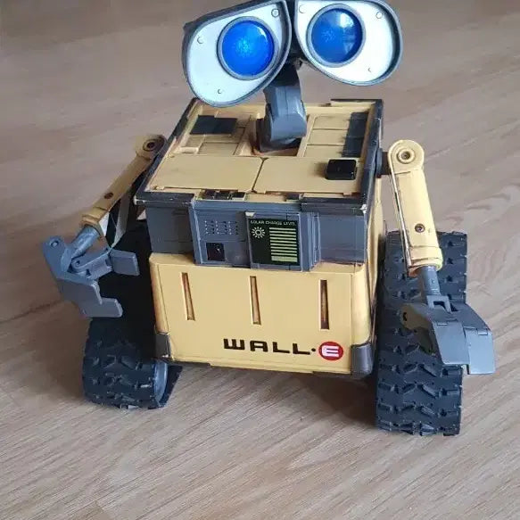[BUNJANG] Wall-E Figure / 월E 피규어