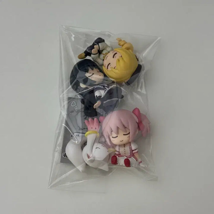 [BUNJANG] Puella Magi Madoka Magica Shoulder Bump Katanzun Figure Gacha Full Set / 마법소녀 마도카 마기카 어깨쿵 카타즌 피규어 가챠 마마마 풀세트 풀셋