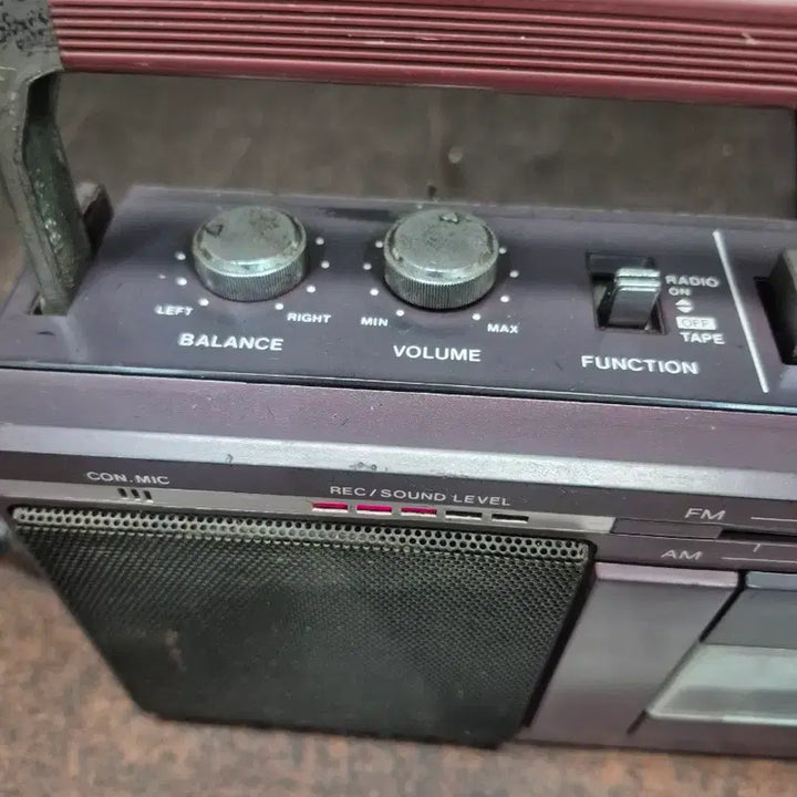[BUNJANG] Samsung ST-217 Slim Stereo Radio Cassette Recorder (1980s-1990s) / 1980-90년대삼성 SLIM 스테레오 라디오 카세트 레코더 ST-217