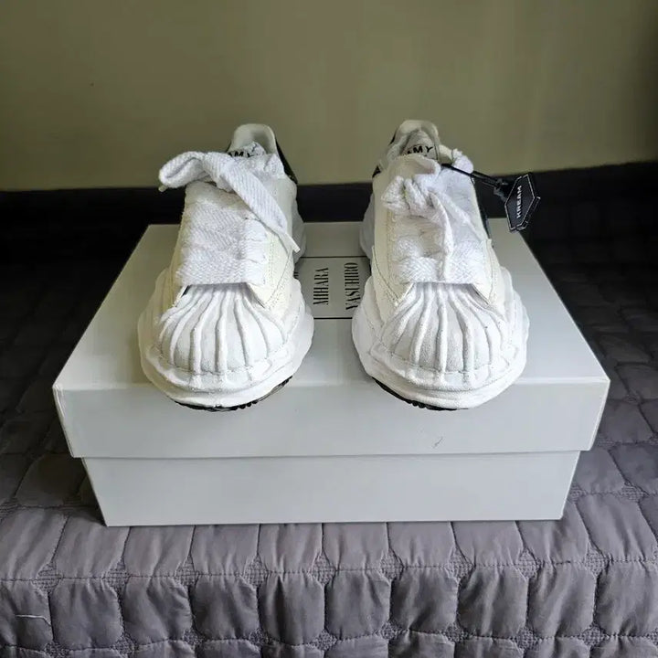 [BUNJANG] Mihara Yasuhiro Blakey Canvas White Sneakers / [37]미하라 야스히로 블레이키 캔버스 화이트