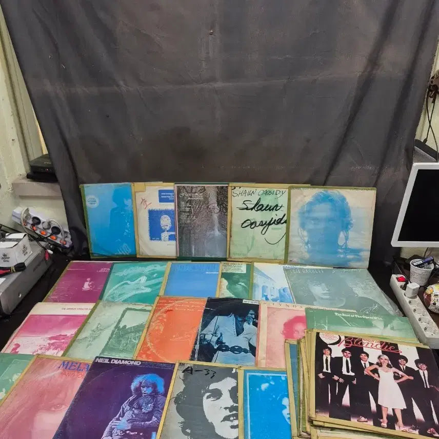 [BUNJANG] 1980s Pop Song LP Bundle (36 Records) / 1980년대 팝송 음반 LP 36장 일괄 팝니다