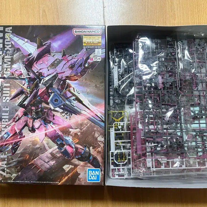 [BUNJANG] MG Justice Gundam (Sealed, Action Base Not Included) / MG 저스티스 건담 미개봉 (액션베이스 제외)