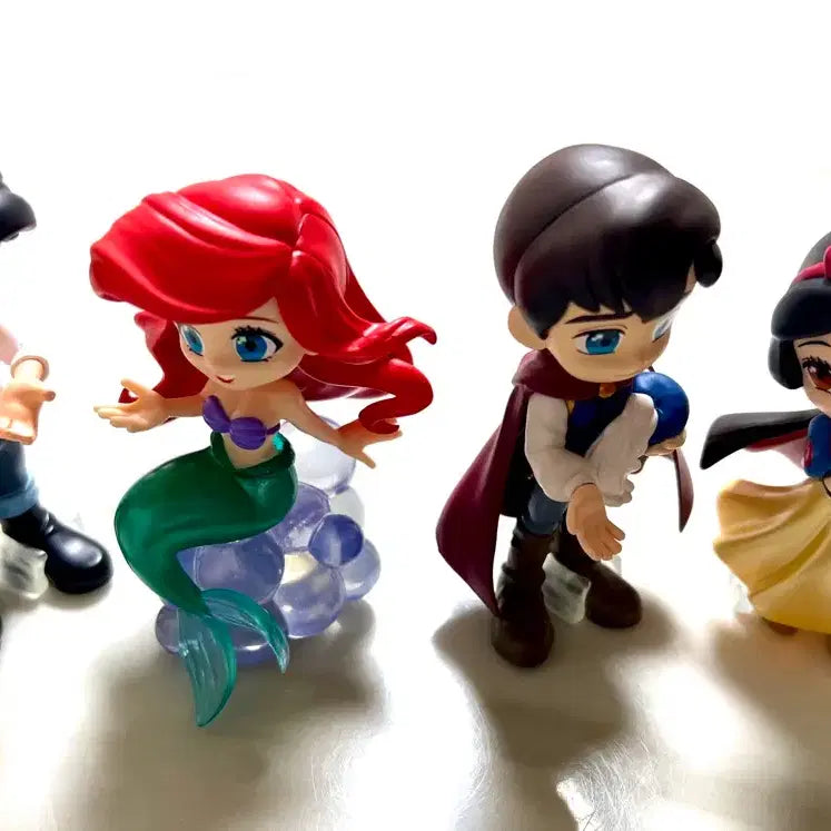 [BUNJANG] Disney Collectible Figure (Snow White) / 일괄) 디즈니 팔버스 피규어 2종