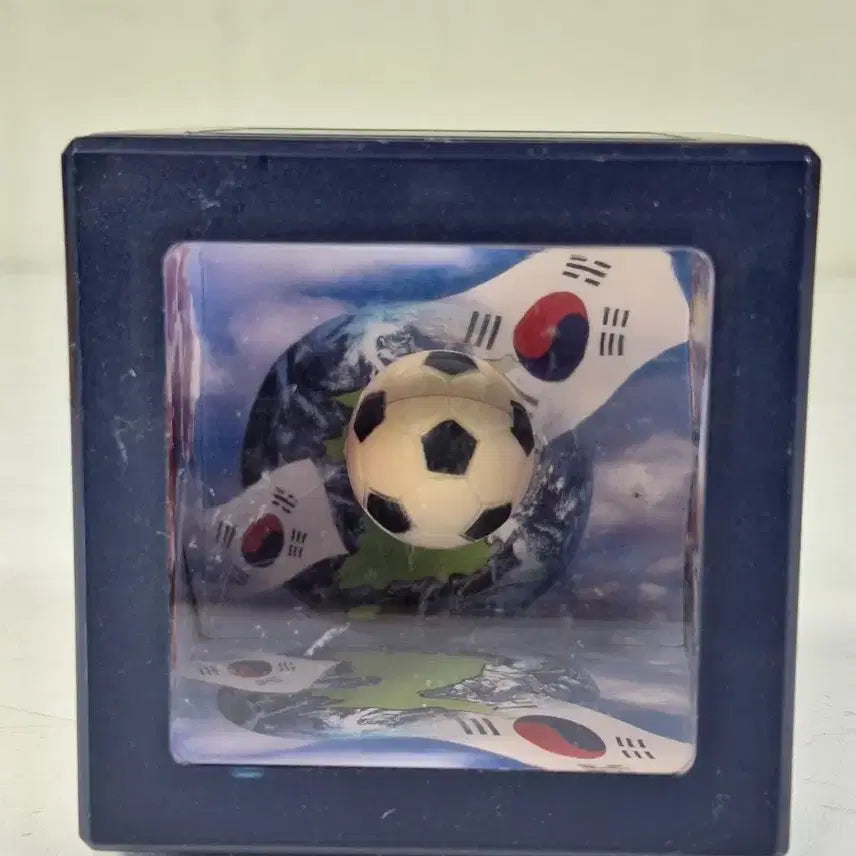 [BUNJANG] 2002 World Cup Souvenir Magic Piggy Bank / 근대사 수집 옛날 2002년 월드컵 기념품 요술저금통