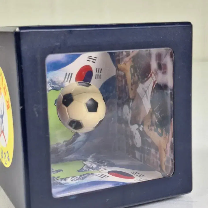 [BUNJANG] 2002 World Cup Souvenir Magic Piggy Bank / 근대사 수집 옛날 2002년 월드컵 기념품 요술저금통