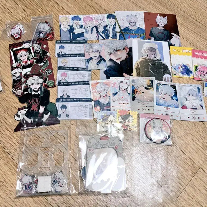 [BUNJANG] PLAVE Eunho Acrylic Stand, Badge, Photocard Bundle (Tempestad Fan Goods) / 플레이브 비공굿 비공식 tempestad님 은호 아크릴 스탠드 뱃지 포카