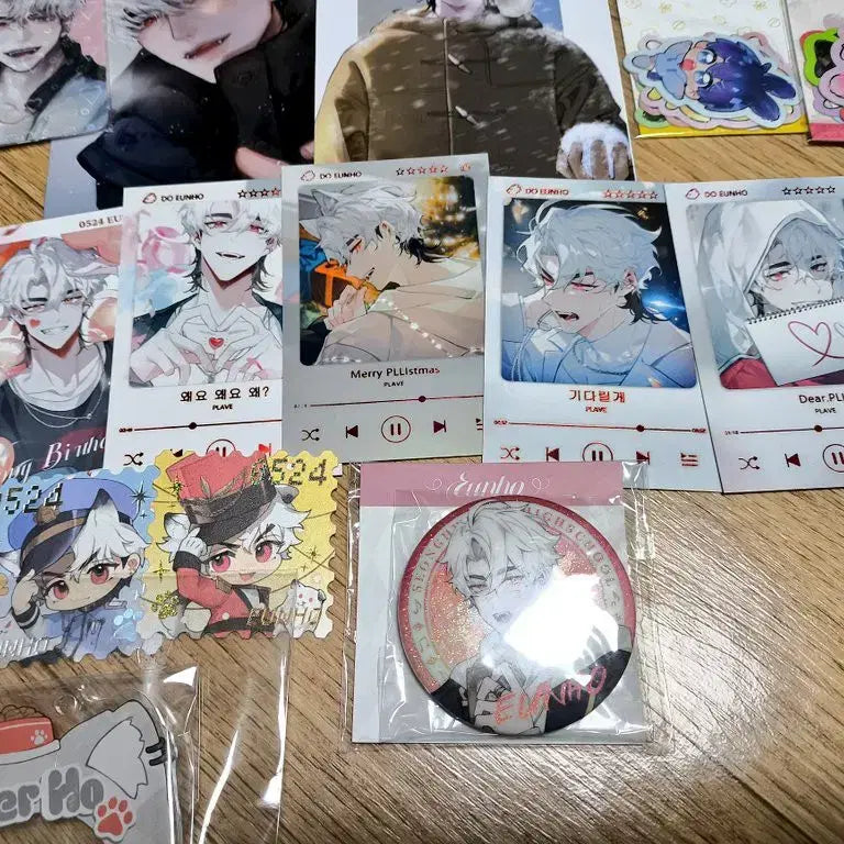 [BUNJANG] PLAVE Eunho Acrylic Stand, Badge, Photocard Bundle (Tempestad Fan Goods) / 플레이브 비공굿 비공식 tempestad님 은호 아크릴 스탠드 뱃지 포카