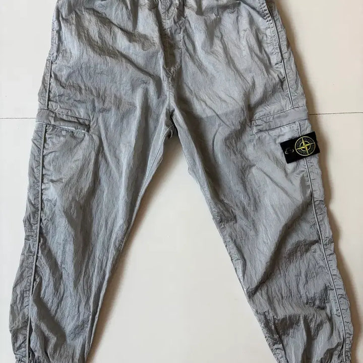 [BUNJANG] Stone Island Nylon Metal Garment Dyed Cargo Pants (W34) / 스톤아일랜드 나일론 메탈 가먼트 다이드 카고 팬츠(W34)