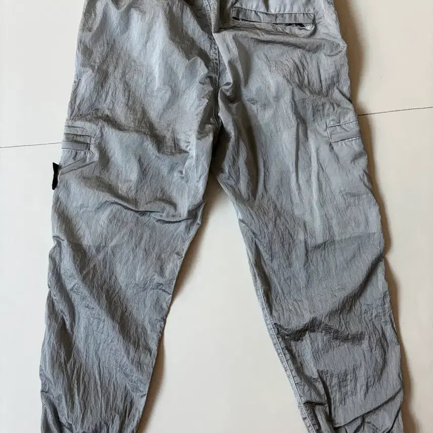 [BUNJANG] Stone Island Nylon Metal Garment Dyed Cargo Pants (W34) / 스톤아일랜드 나일론 메탈 가먼트 다이드 카고 팬츠(W34)