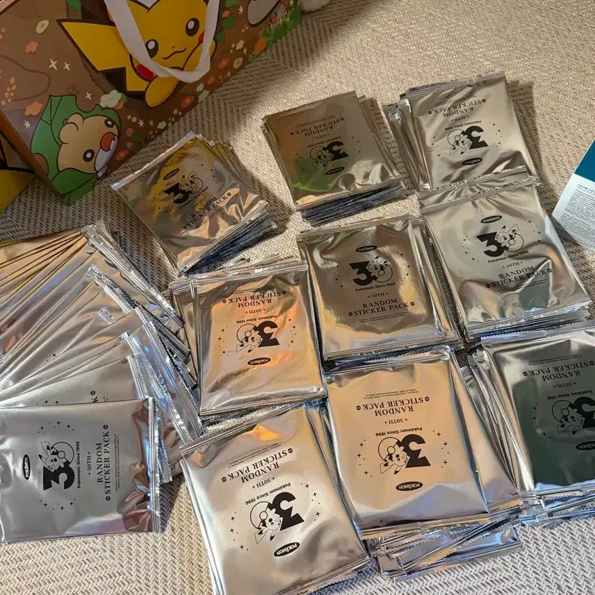 [BUNJANG] Pokemon 30th Anniversary Logo Sticker Sticker Pack (20 Packs) - Sealed / 미개봉 포켓몬 30주년 로고스티커 스티커팩(20팩)