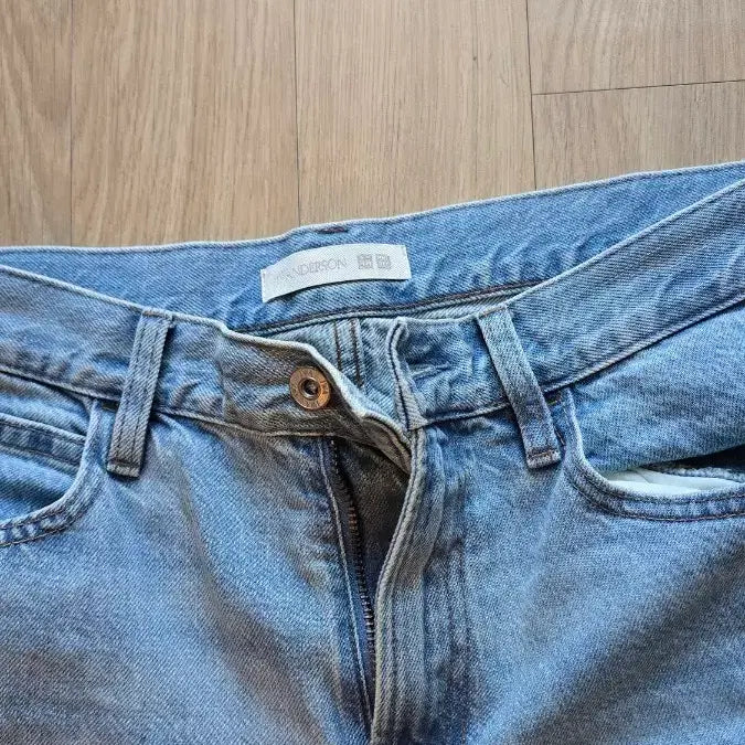 [BUNJANG] Uniqlo JWA Denim Jeans (Light Wash, Medium Wash) / 유니클로 jwa 청바지 30(연청,중청)