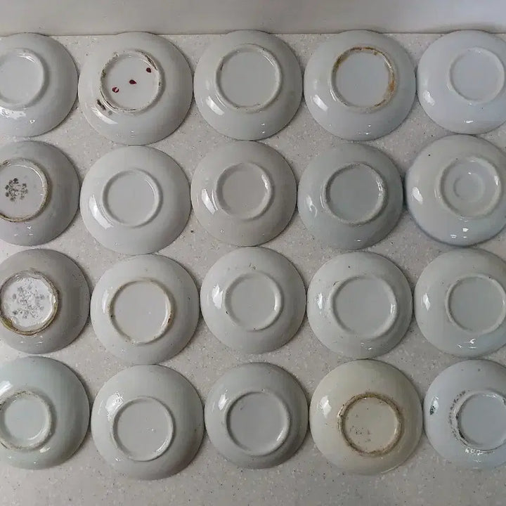 [BUNJANG] Antique Celadon Floral Plates (Set of 20) / 근대사 수집품 민속품 왜사기 빈티지 꽃접시 20개