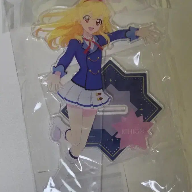 [BUNJANG] Aikatsu Ichigo Planet 5th Anniversary Acrylic Stand / 아이카츠 이치고 플래닛 5주년 아크릴
