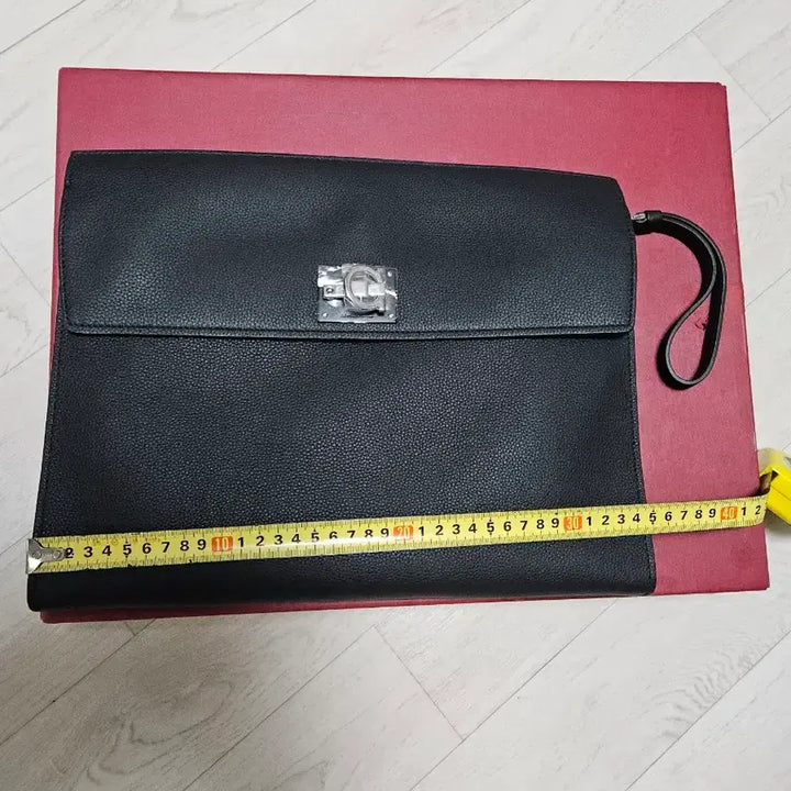 [SOLD OUT] 살바토레 페라가모남성 클러치백 /Italy