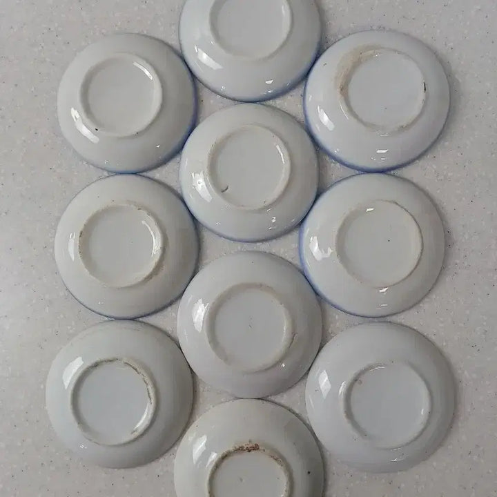 [BUNJANG] Vintage Porcelain Plates with Grape and Cotton Flower Motif (Set of 10) / 근대사 수집 왜사기 빈티지 접시 포도  목화꽃 문양 10개