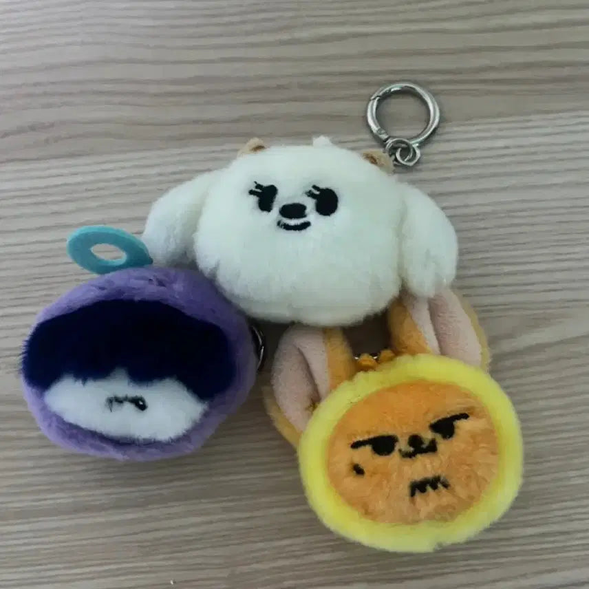 [BUNJANG] Stray Kids Hyunjin Face Plush Keychain / 뿔바투 황춘 밤긋 흠냐링 페이스 플러쉬 키링