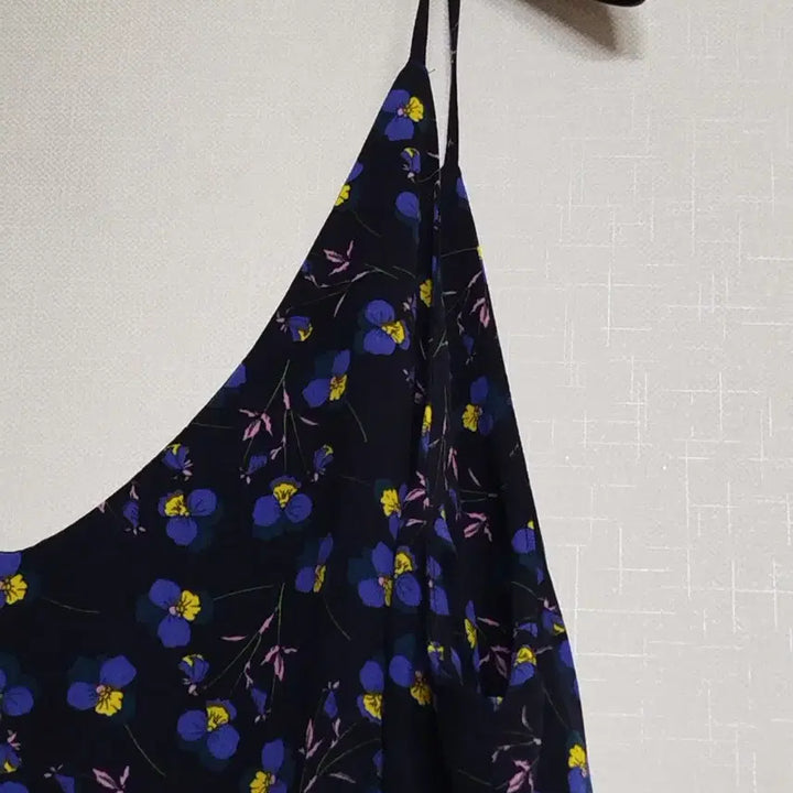 [BUNJANG] Ruffle Hem Tie Dress / 밑단 러플 끈 원피스