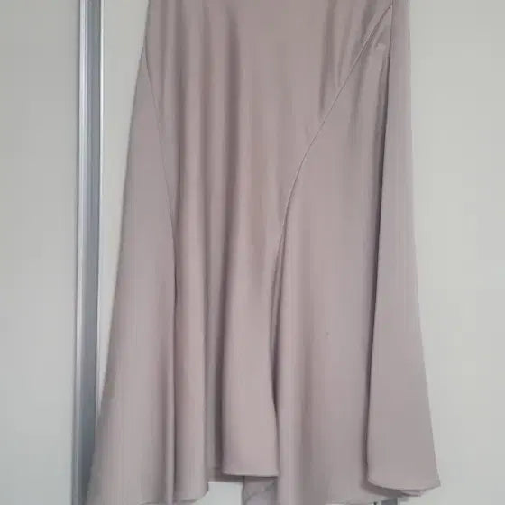 [BUNJANG] LIST Satin Midi Skirt Silver Grey / 리스트 LIST 새틴 실버그레이 스커트