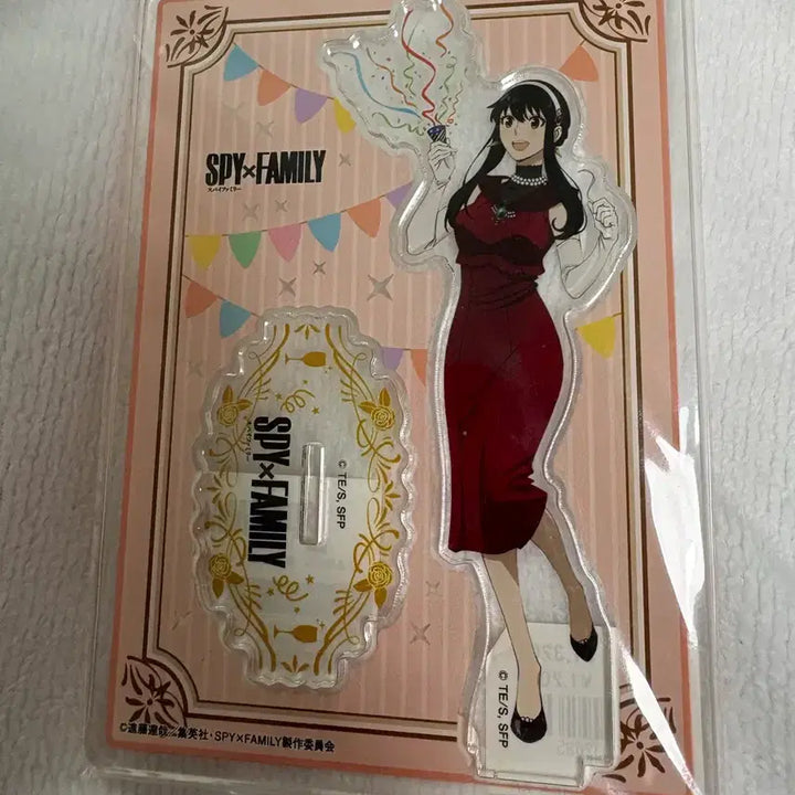 [BUNJANG] Spy x Family Yor Forger Acrylic Stand (Sealed) / (미개봉) 스파이패밀리 요르 아크릴 스탠드