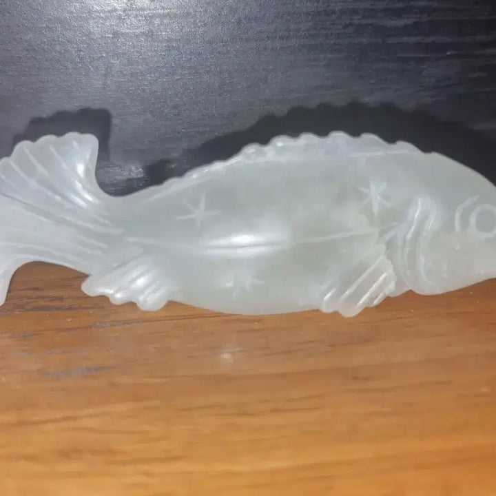 [BUNJANG] High-Quality Jade Fish Sculpture / 고급 옥 물고기 조각품 백옥