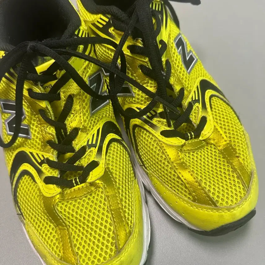 [BUNJANG] New Balance 530 SE Yellow Sneakers / 뉴발란스 530 옐로우 (530SE)
