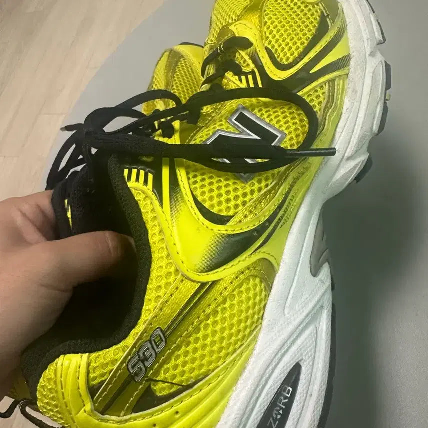 [BUNJANG] New Balance 530 SE Yellow Sneakers / 뉴발란스 530 옐로우 (530SE)
