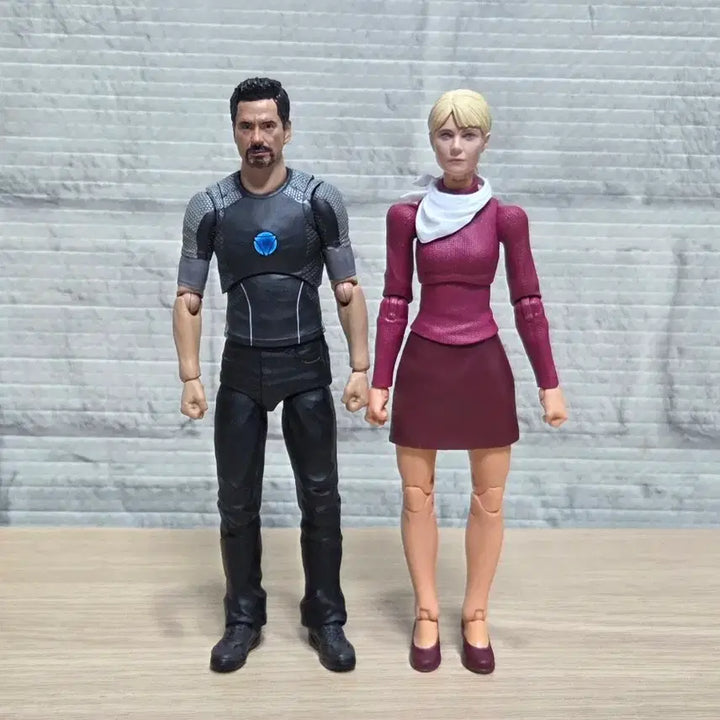 [BUNJANG] SHF Tony Stark &amp; Pepper Potts Custom Bundle Set / SHF 토니스타크 &amp; 페퍼포츠 커스텀 일괄