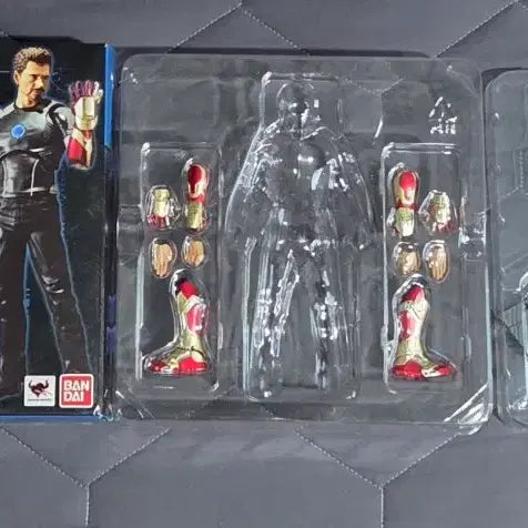 [BUNJANG] SHF Tony Stark &amp; Pepper Potts Custom Bundle Set / SHF 토니스타크 &amp; 페퍼포츠 커스텀 일괄