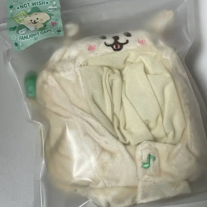 [BUNJANG] NCT WISH Wish Doll Dentryver Cape Photocard Holder (Sealed) / 엔시티위시 위시돌 댕트리버 케이프 미개봉 양도합니다.
