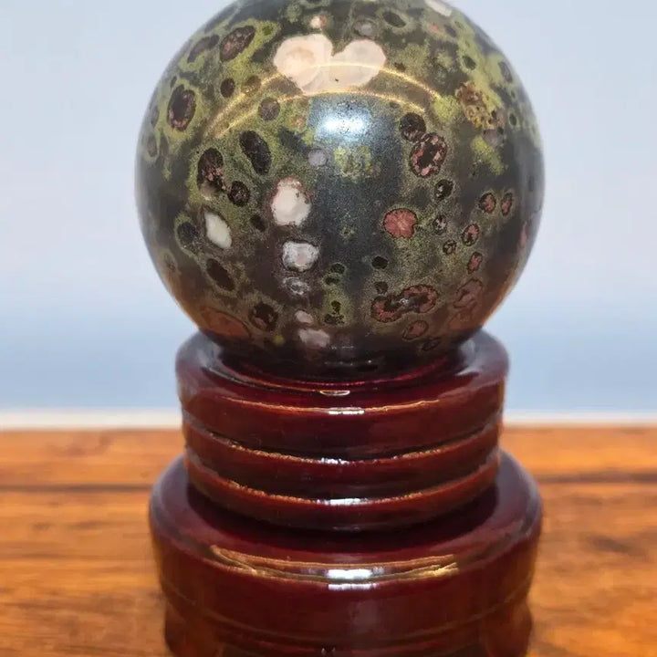 [BUNJANG] Yeonhwaseok Stone (Processed) / 26060406 연화석 구 가공 수석 팝니다