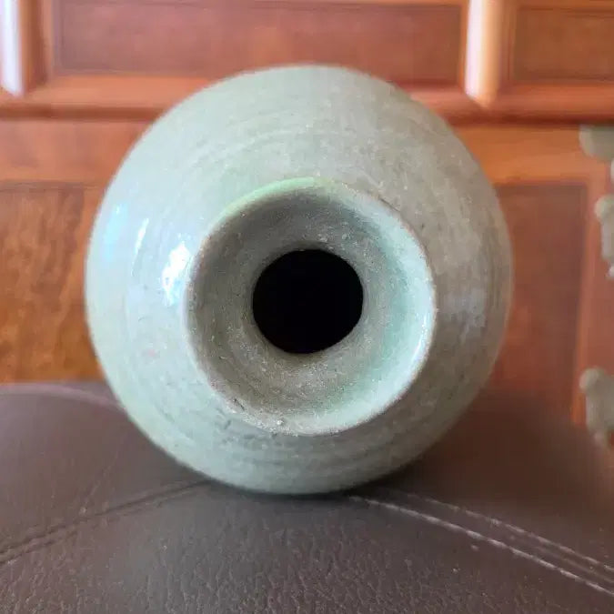 [BUNJANG] Korean Celadon Wide-Mouthed Bottle (Early Joseon/Late Goryeo) / 광구병 (조선초기, 고려시대 후기)