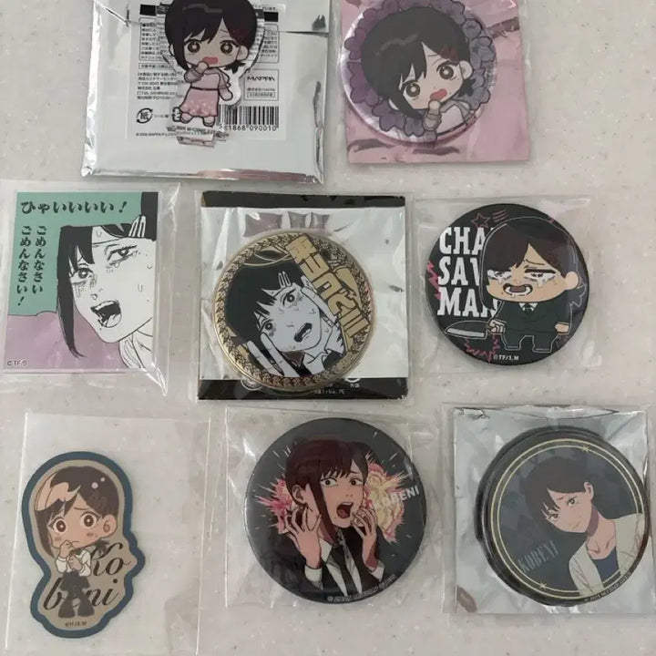 [BUNJANG] Chainsaw Man Kobeni Can Badge &amp; Acrylic Bundle Set / 체인소맨 코베니 캔뱃지&amp; 아크릴 일괄