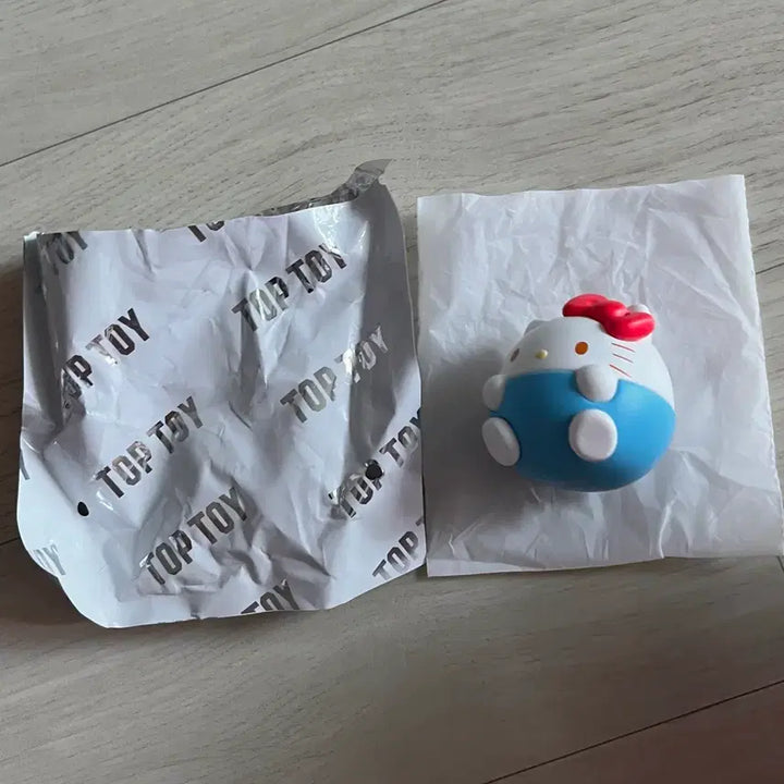 [BUNJANG] Hello Kitty Sanrio Chubby Figure Gacha / [헬로키티]탑토이 산리오 뚱보 피규어 가챠 굿즈