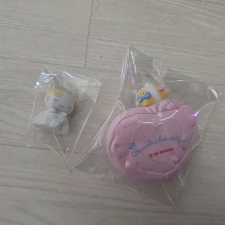 [BUNJANG] Sanrio Milky Conenco Shirofwa Figure Marshmallow Bundle Set / 일괄 산리오 밀키코네코, 시로후와 피규어 마슈마로