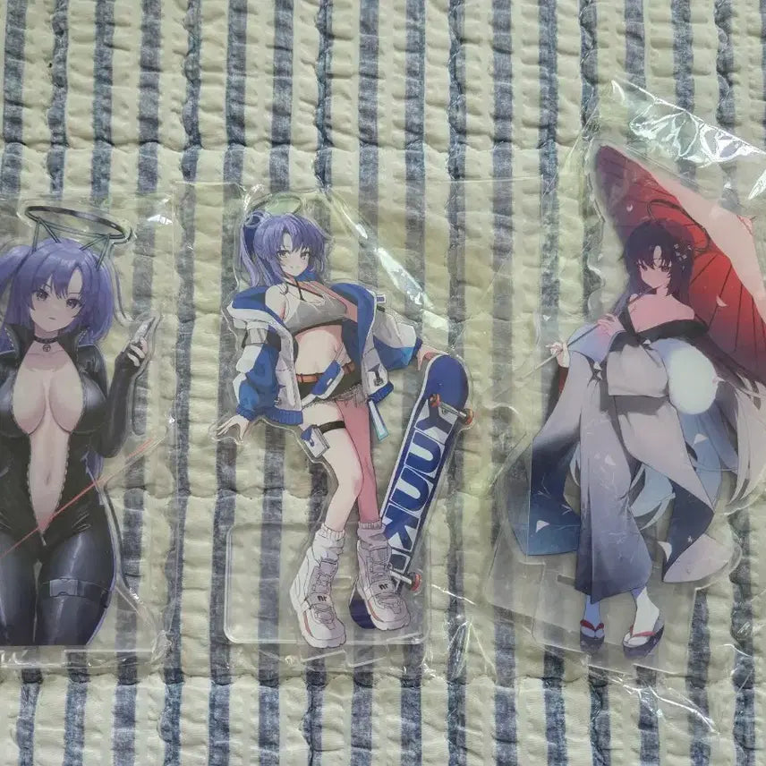 [BUNJANG] Blue Archive Yuuka Acrylic Stand / 블루아카이브 유우카 아크릴