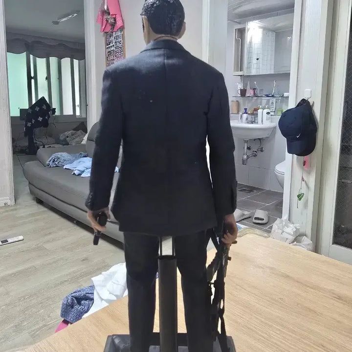 [BUNJANG] Ajeossi (The Man from Nowhere) Tae-sik Figure / 아저씨?피규어