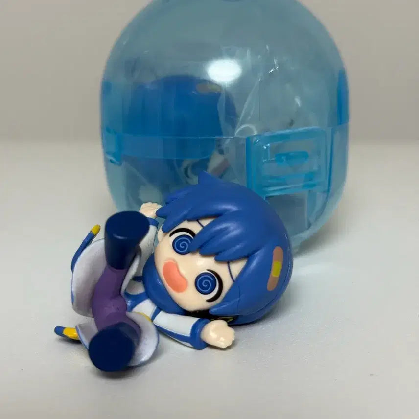 [BUNJANG] Vocaloid Kaito Gacha Figure / 보컬로이드 카이토 가챠