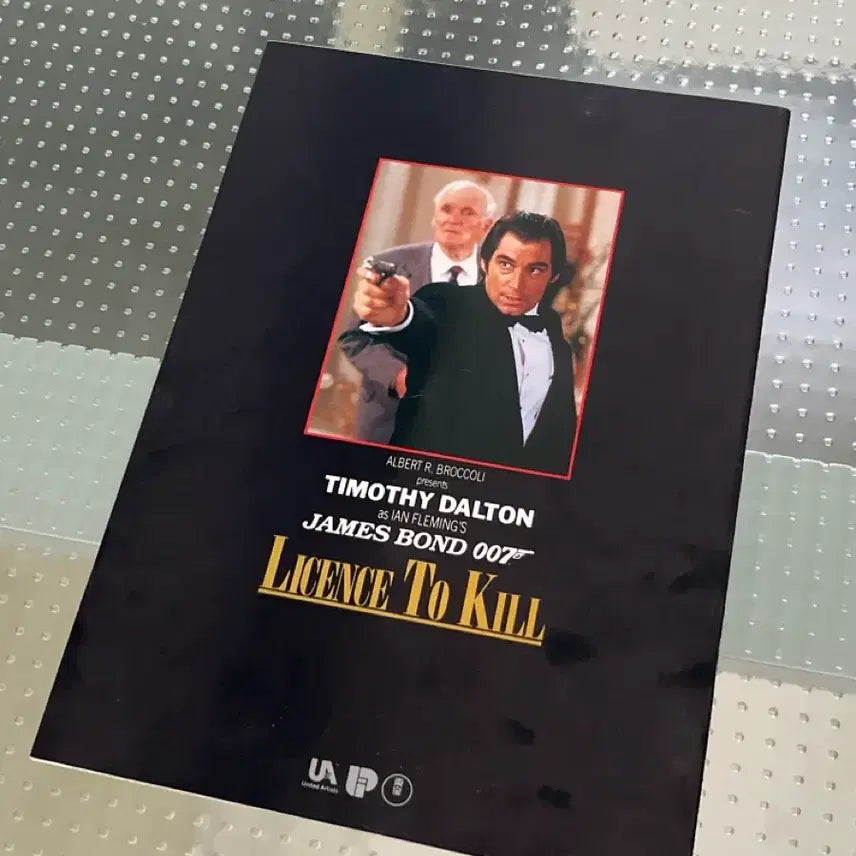 [BUNJANG] James Bond 007 Licence to Kill Movie Pamphlet Booklet / 007 살인면허 영화 팜플렛 책자