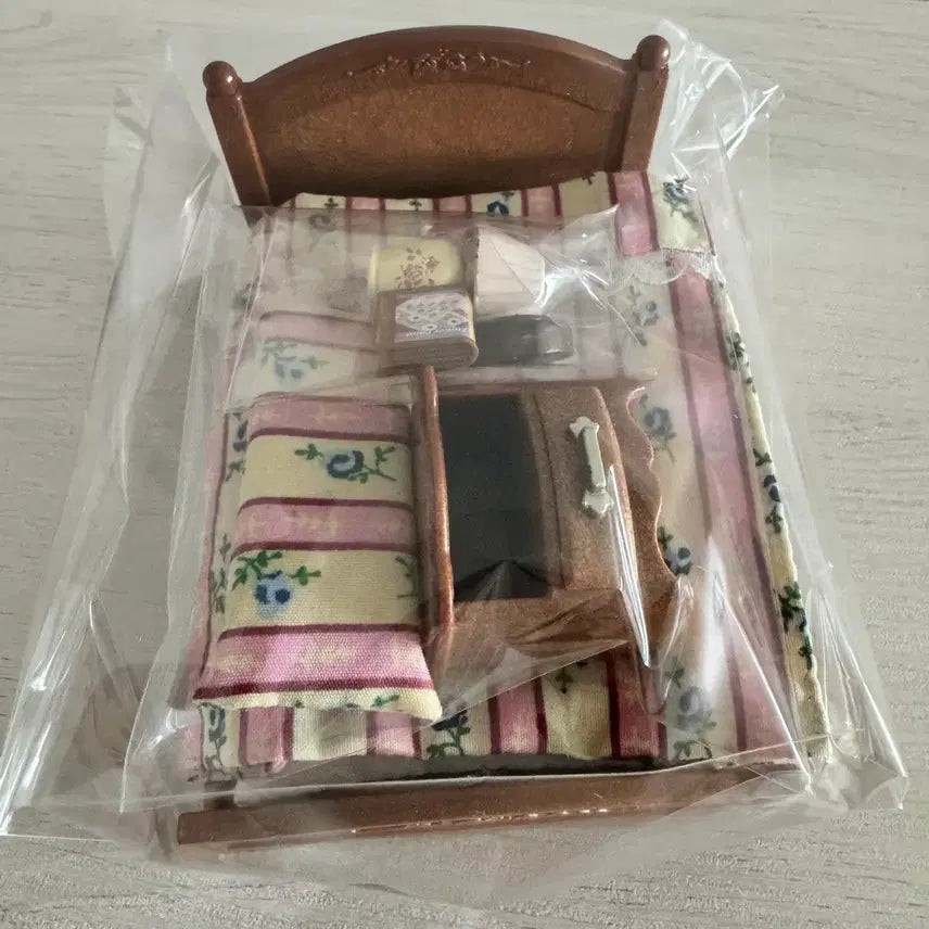 [BUNJANG] Sylvanian Families Double Bed / 실바니안 더블 침대