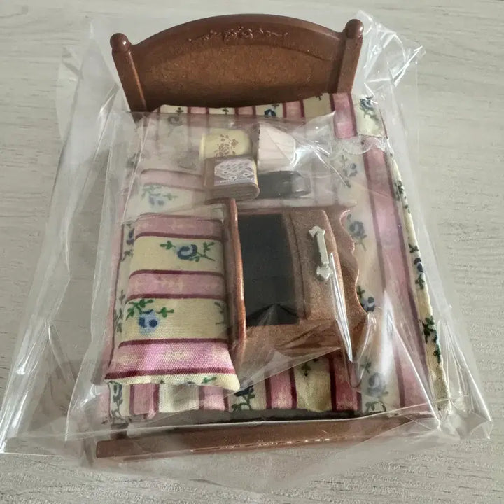 [BUNJANG] Sylvanian Families Double Bed / 실바니안 더블 침대
