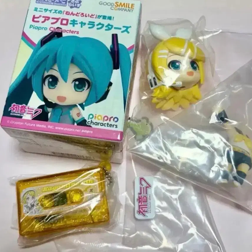 [BUNJANG] Vocaloid Kagamine Rin Puchitto Nendoroid Figure Cassette Keychain / 보컬로이드 보카로 카가미네 린 푸치넨도 넨드로이드 피규어 카세트 키링