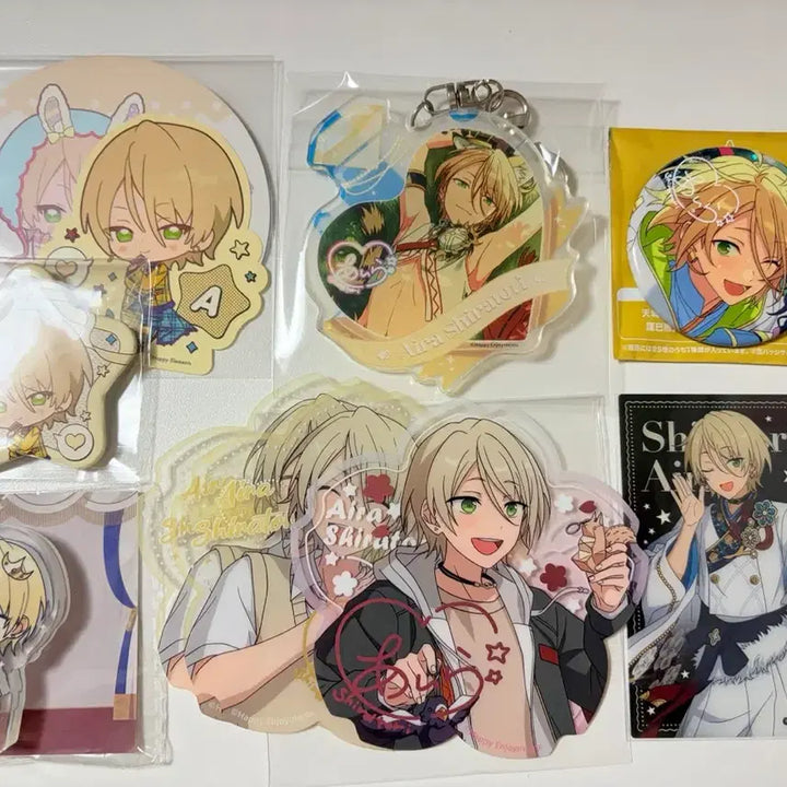 [BUNJANG] Ensemble Stars Aira Bundle Set Merchandise / 일괄)앙스타 아이라 꽃잎 클카 감사제 10주년 코롯토 애니메이트 러브포션