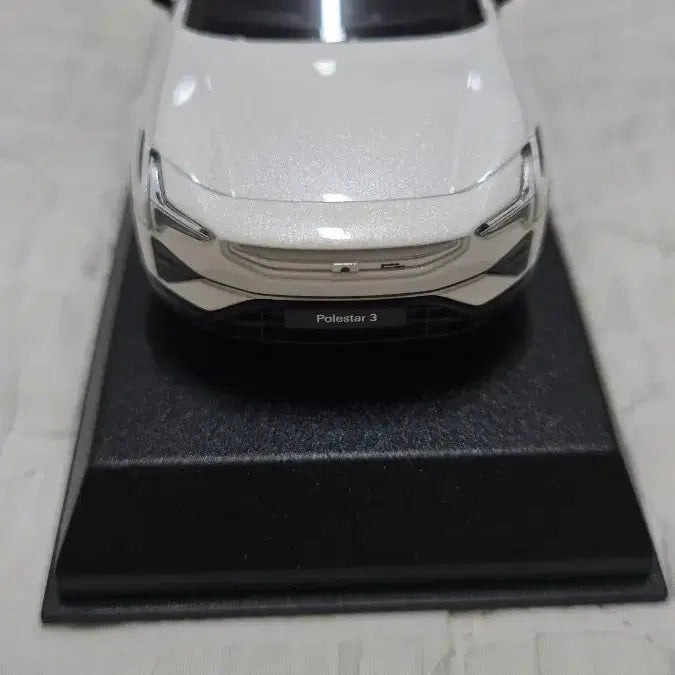 [BUNJANG] Polestar 3 Snow White 1/43 Scale Model / 폴스타3 스노우 화이트 1/43