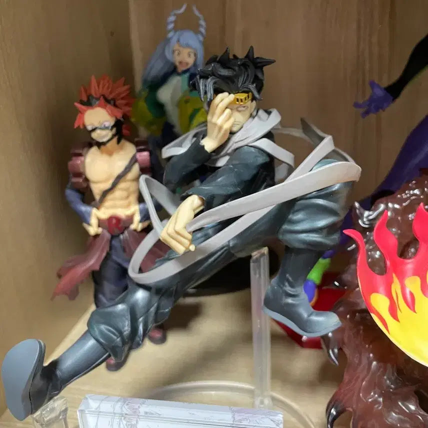 [BUNJANG] My Hero Academia Shota Aizawa Figure / (네고가능) 나의히어로 아카데미아 아이자와 쇼타 피규어