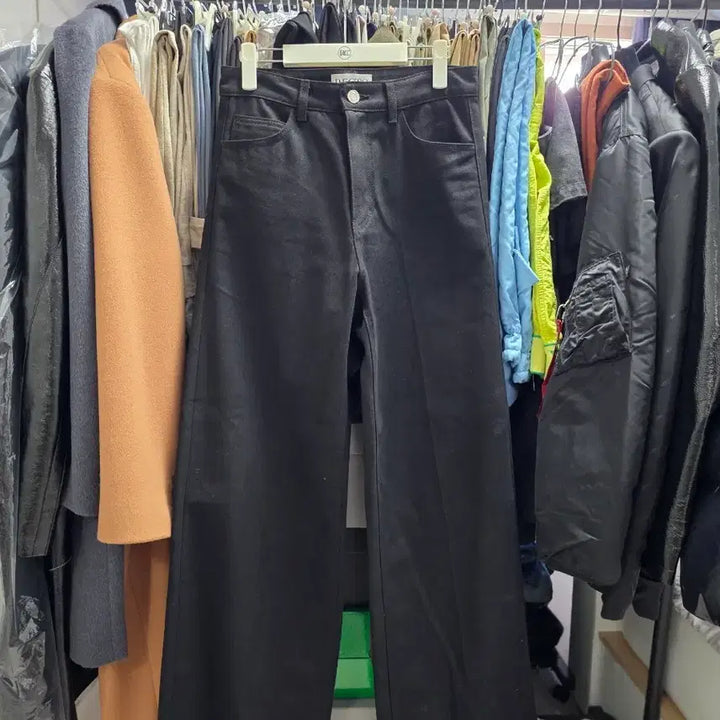 [SOLD OUT] 렉토 23fw 플레어핏 블랙 진 s사이즈(28-29)