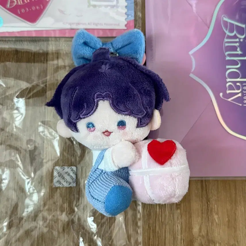 [BUNJANG] Love and Deepspace Giuk Birthday Badge Plush + Letter / 러브앤딥스페이스 럽딥 기욱 생일 뱃지 인형 + 편지 (정품o)