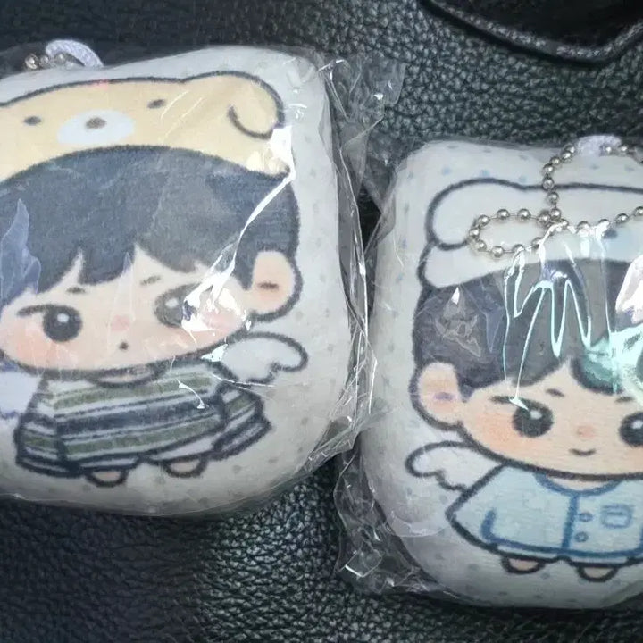 [BUNJANG] SEVENTEEN Mingyu Cushion, Keychain, Badge / 세븐틴 민규 비공굿 쿠션 키링 양도 판매 분철 포카 나눔 무나 인형 뱃지