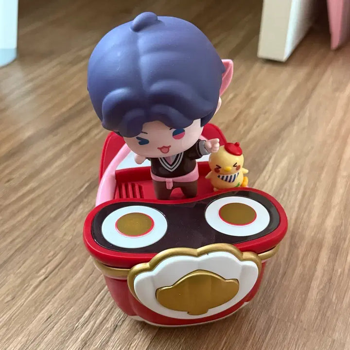 [BUNJANG] Love and Deepspace KFC Collaboration Giwook Figure / 러브앤딥스페이스 럽딥 KFC 콜라보 피규어 기욱